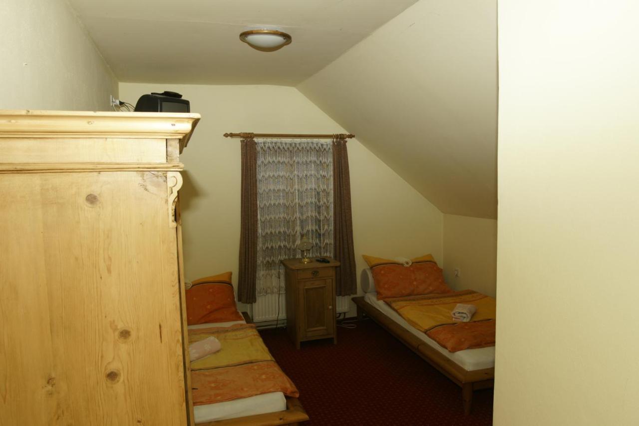 Hotel U Zlateho Andela Pardubice Cameră foto